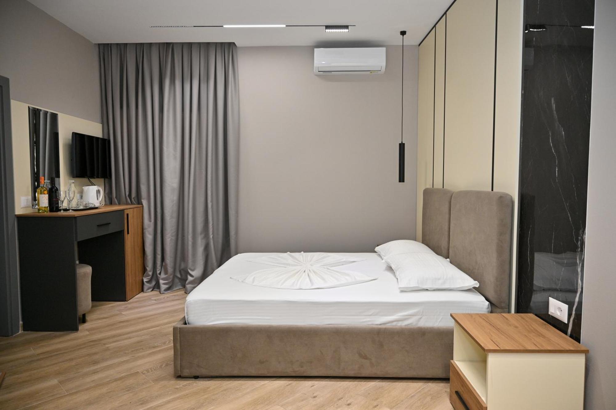 Monduro Hotel Durres Phòng bức ảnh