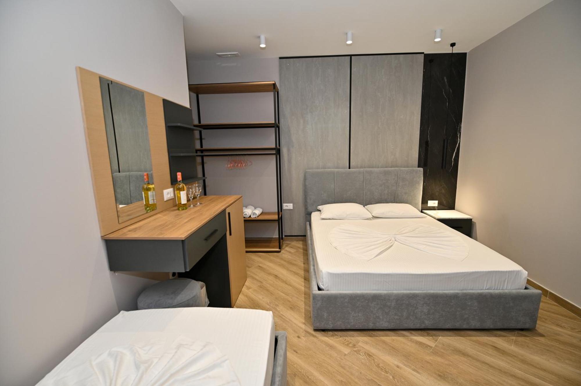 Monduro Hotel Durres Ngoại thất bức ảnh