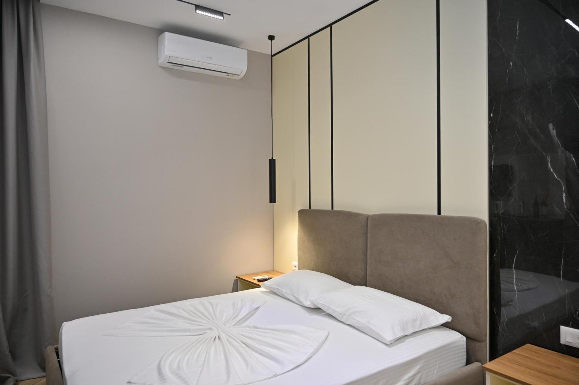 Monduro Hotel Durres Phòng bức ảnh