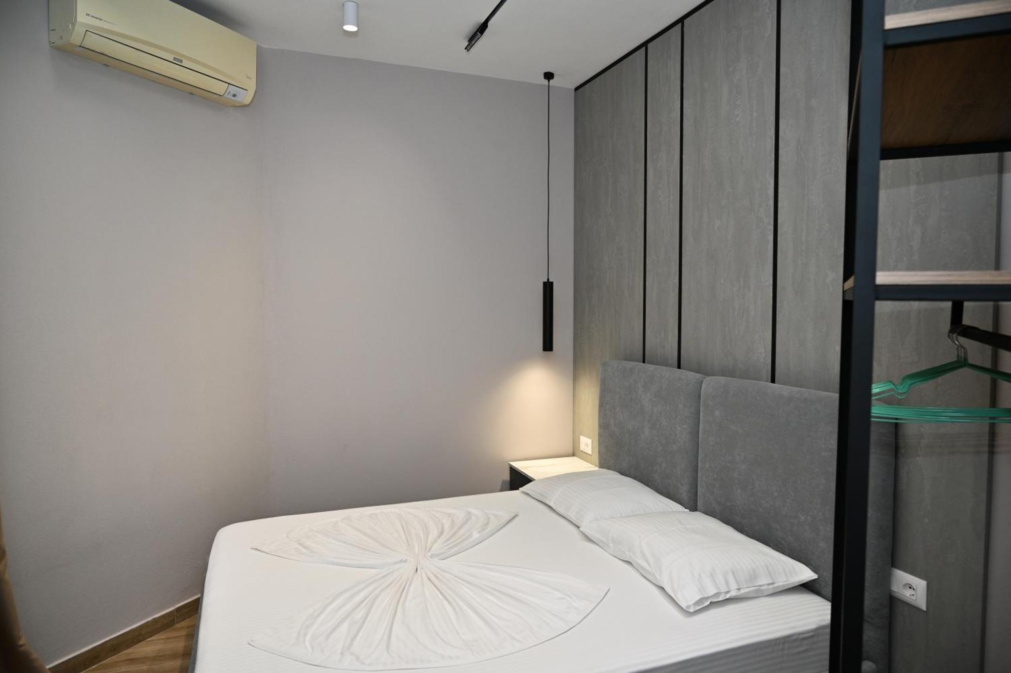Monduro Hotel Durres Phòng bức ảnh